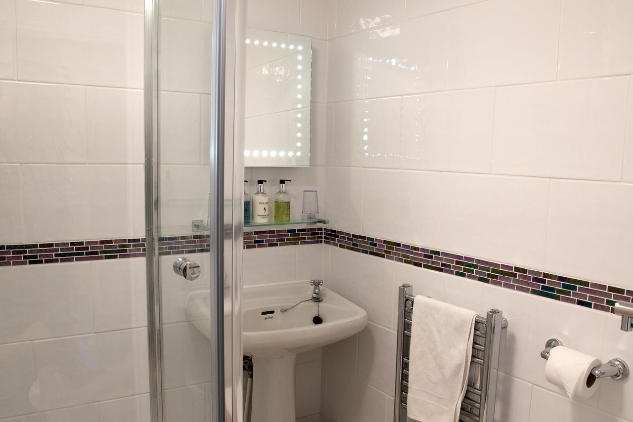 מלון טורקוואי Avron House מראה חיצוני תמונה