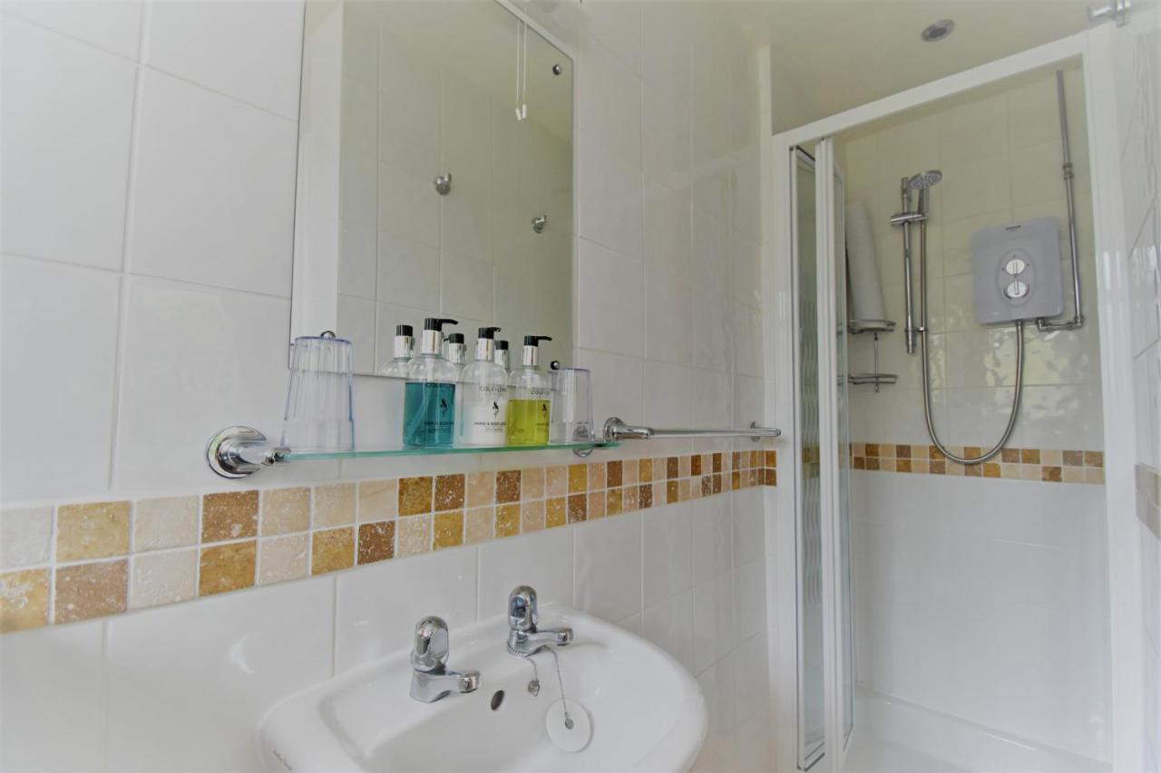 מלון טורקוואי Avron House מראה חיצוני תמונה